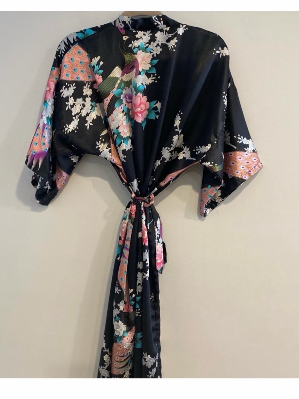 Kim + Ono Peackock floral satin kimono robe
